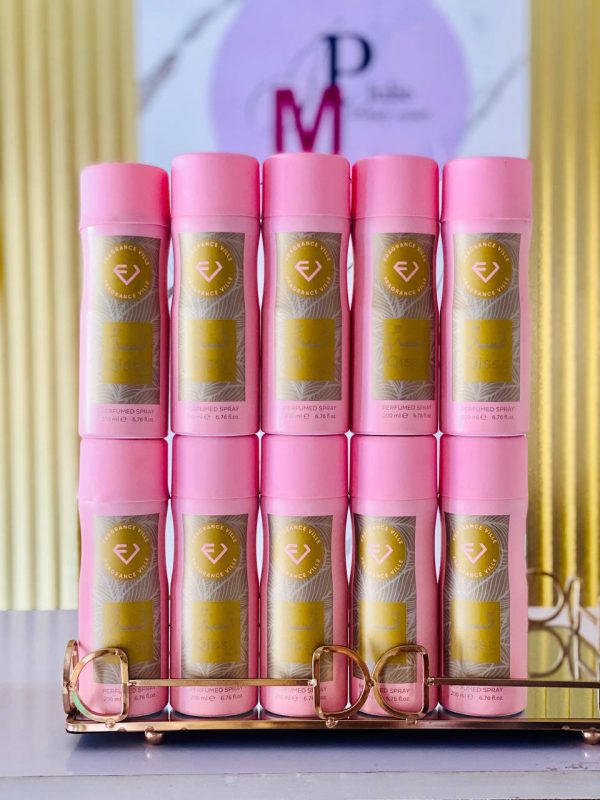 Qissa pink body spray